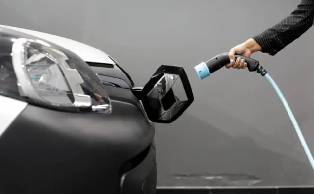 Image accompanying “Next-gen EVs must deliver on battery recharge and other industry innovations”